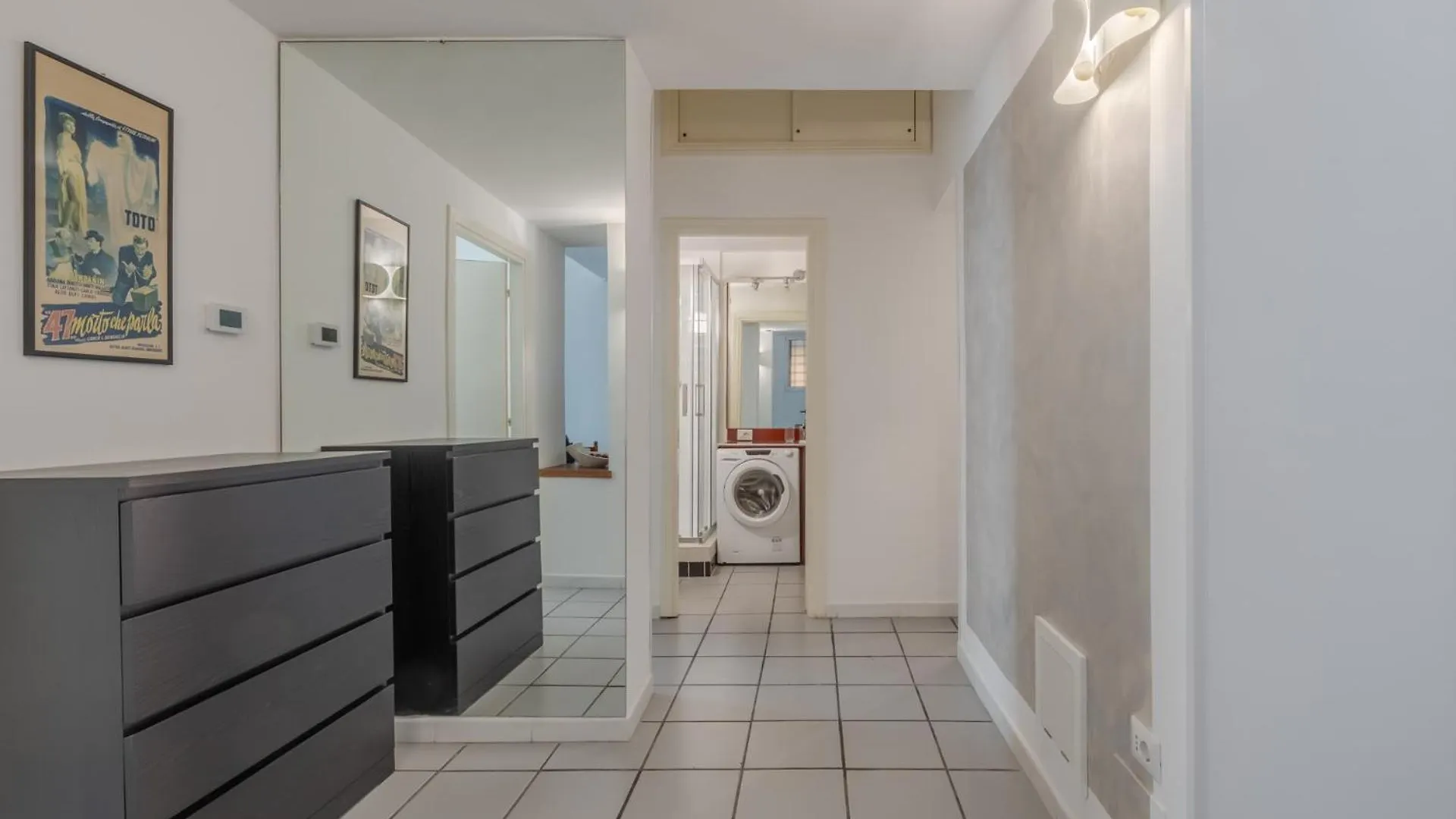 Apartment Vibrant Trastevere 2 Bedrooms On Via Del Moro Rome Italy